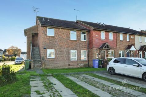 Satis Avenue,Sittingbourne - Front
