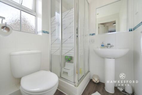 Holly Drive, Minster on Sea - Bedroom 4 en-suite