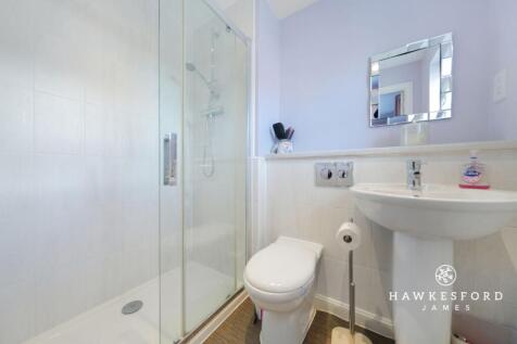 Buttercup Avenue, Minster on Sea - En suite