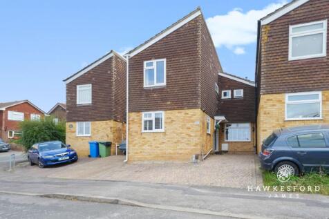 Peregrine Drive, Sittingbourne - Front