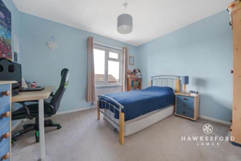 Peregrine Drive, Sittingbourne - Bedroom 3