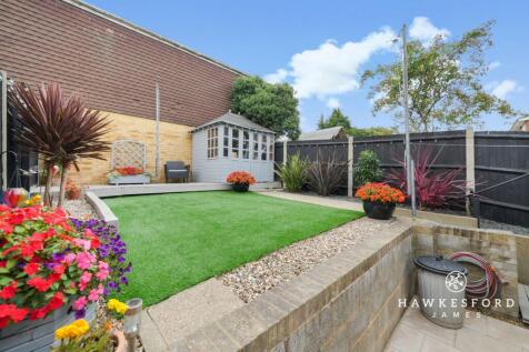 Peregrine Drive, Sittingbourne - Peregrine Drive, Sittingbourne - Garden