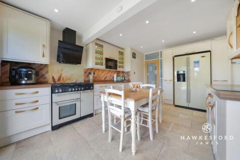 Woodside Gardens - Kitchen