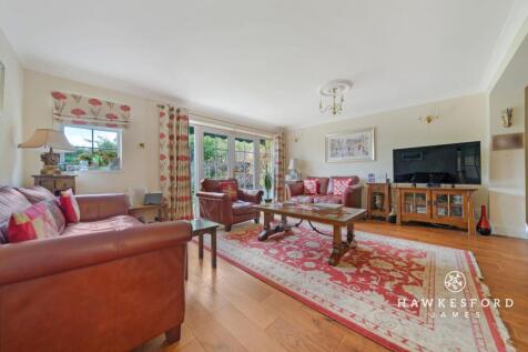 Bell Road, Sittingbourne - Lounge