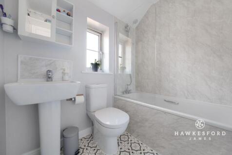 Ringlet Grove, Iwade - Bathroom