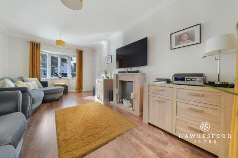 Honesty Close, Sittingbourne - Lounge