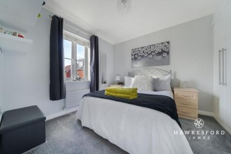 Honesty Close, Sittingbourne - Bedroom 3