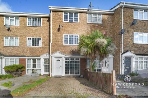 Warlingham Close, Rainham - Front