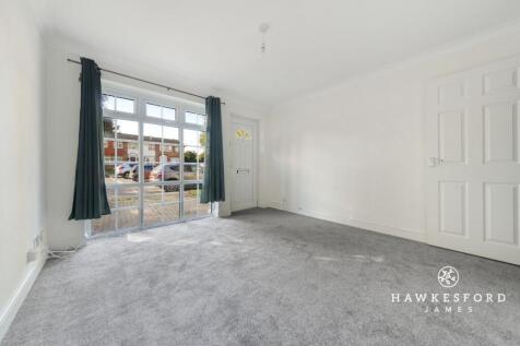 Warlingham Close, Rainham - Lounge