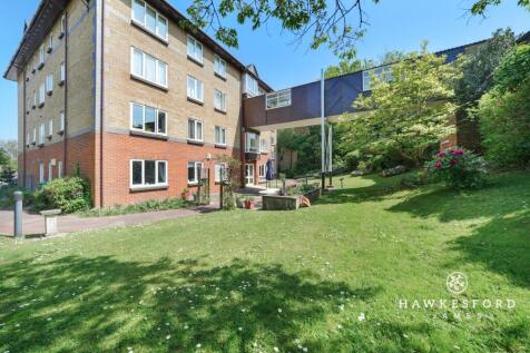 Barkers Court, Sittingbourne - Communal Gardens