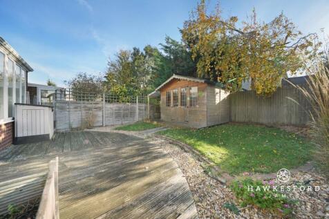 Wadham Place, Sittingbourne - Garden