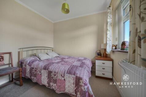 Auckland Drive, Sittingbourne - Bedroom 2