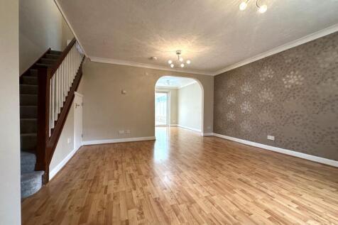 Kingfisher Close - Lounge