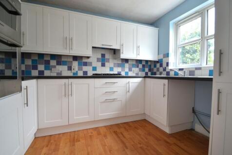 Kingfisher Close - Kitchen
