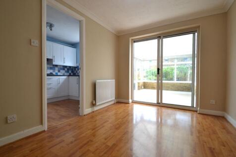Kingfisher Close - Dining Room