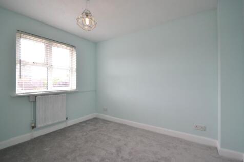 Kingfisher Close - Bedroom 2
