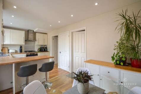 Harris Gardens, Sittingbourne - Kitchen/diner