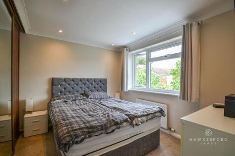Harris Gardens, Sittingbourne - Bedroom 1