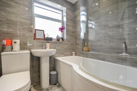 Harris Gardens, Sittingbourne - Bathroom