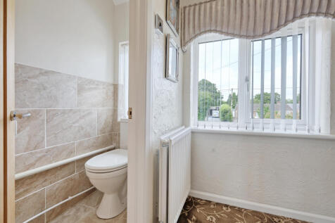 Hallway/Cloakroom