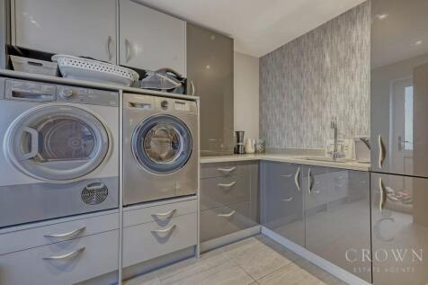 Fitted Utility Room