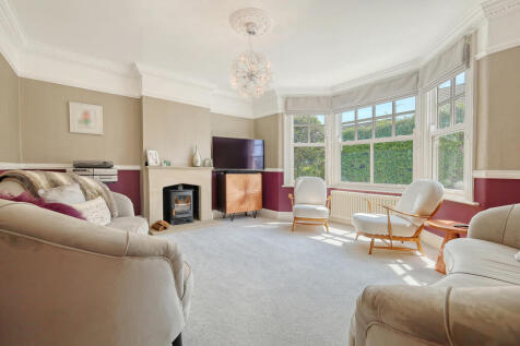 Formal Lounge