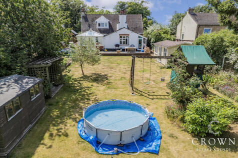 Large Rear Garden