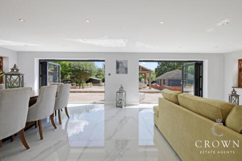 Family/Dining Area with Bi-Fold doors to the rear 