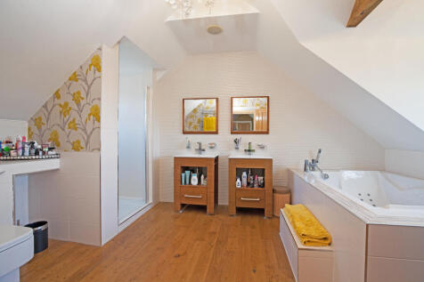 Bedroom Two en-suite Bathroom