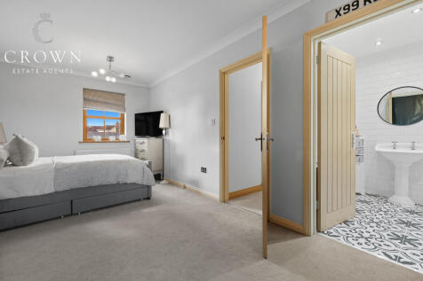 Bedroom Two into En-Suite