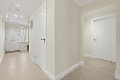 Spacious Hallway