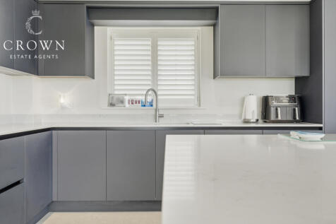 Kitchen Sink Area