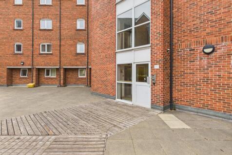 Property Image 25