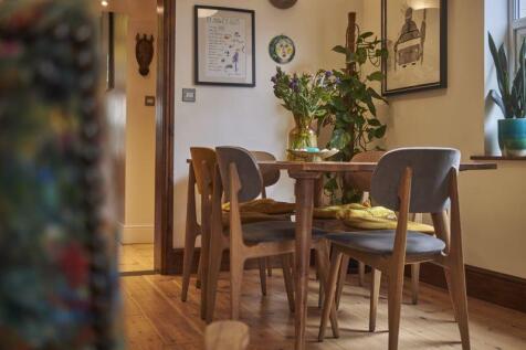 Breakfast Room