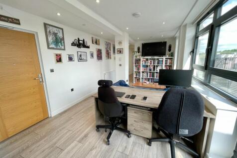 Property Image 8