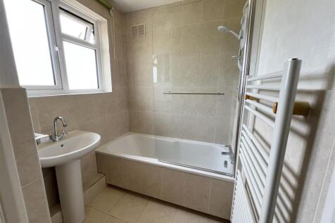 Bathroom 1 2025.jpg