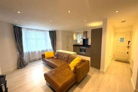 Living area.jpg