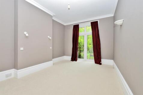 bedroom.jpg