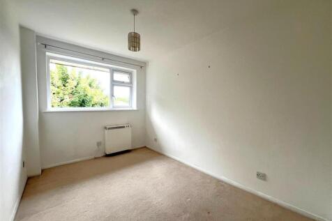 Small Bedroom.jpg