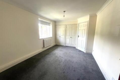 main bedroom.jpg