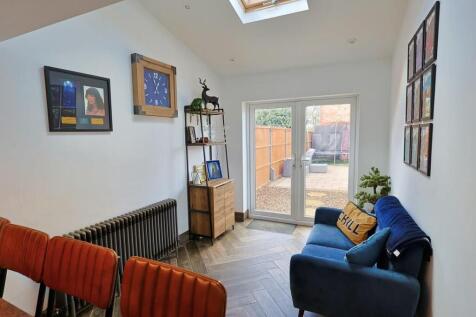 Dining / Living Area