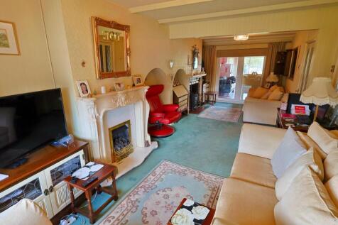 Through Lounge