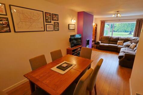 Lounge/diner