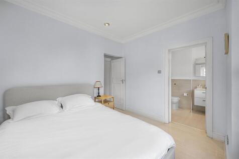 bedroom(2) (2).jpg