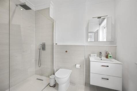 bathroom(1) (3).jpg