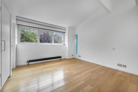bedroom2 (1).jpg