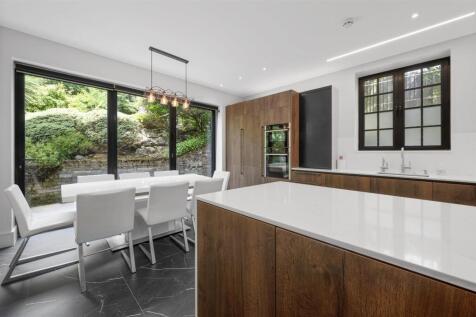 kitchen1.jpg