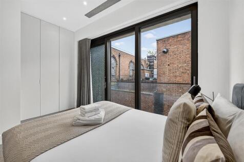 bedroom2.jpg