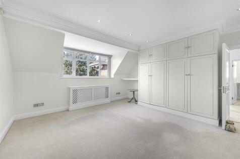 bedroom2 (2).jpg