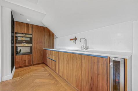 kitchen (1).jpg